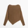 Asymmetrischer Strick-Cape-Pullover Asymmetrischer Strick-Cape-Pullover