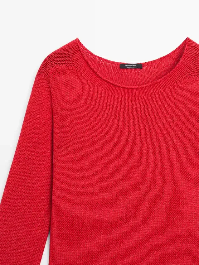 Asymmetrischer Strickpullover Asymmetrischer Strickpullover