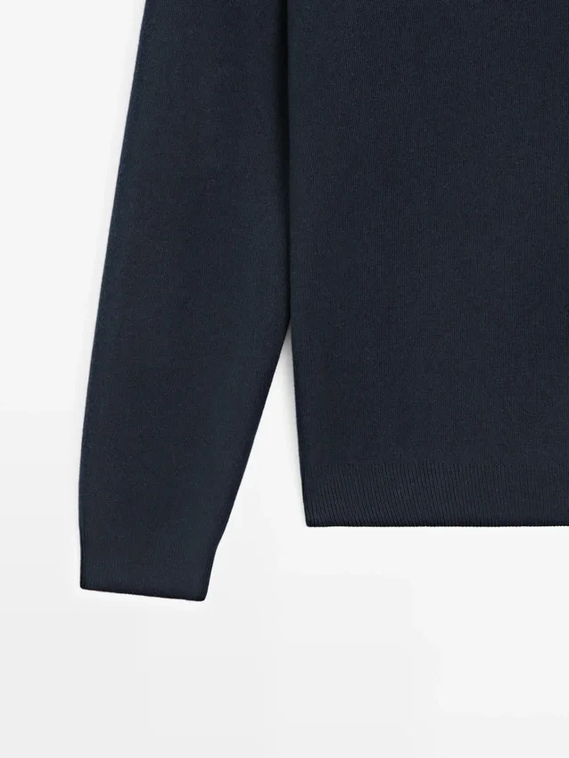 Baumwoll-Pullover mit Stehkragen und Reißverschluss Baumwoll-Pullover mit Stehkragen und Reißverschluss