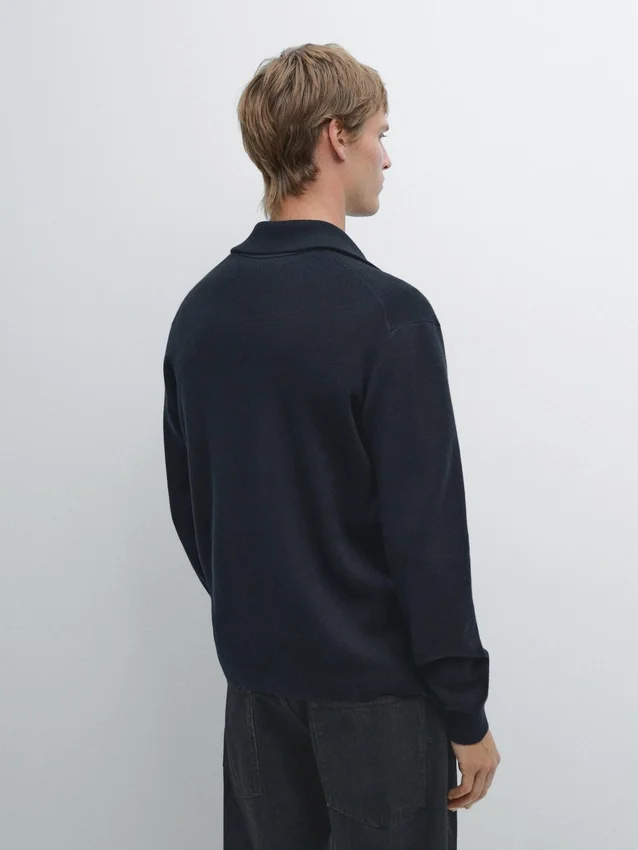 Baumwoll-Pullover mit Stehkragen und Reißverschluss Baumwoll-Pullover mit Stehkragen und Reißverschluss