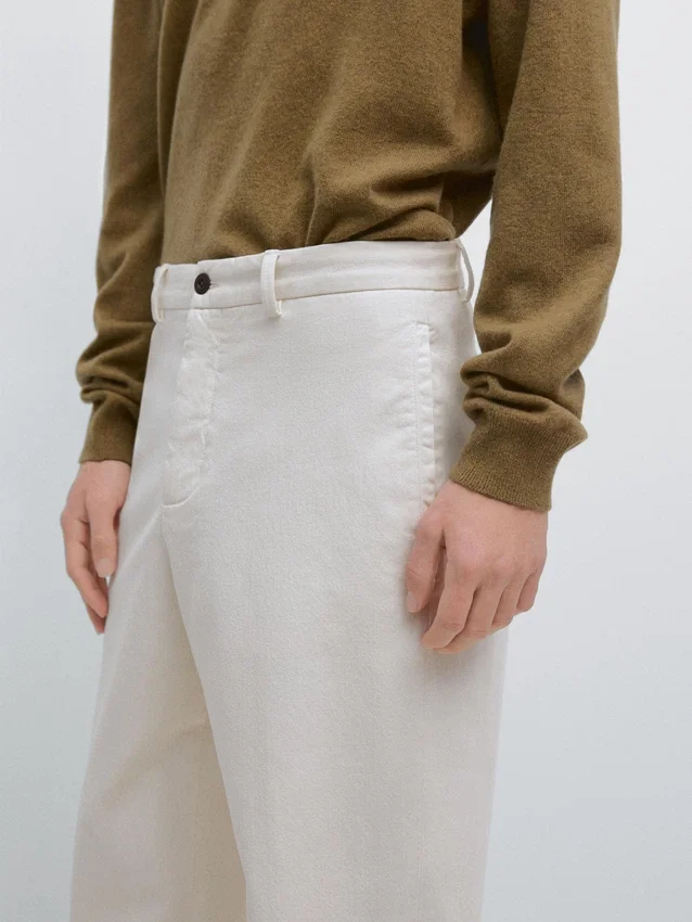 Baumwoll-Twill-Hose mit elastischem Bund Baumwoll-Twill-Hose mit elastischem Bund