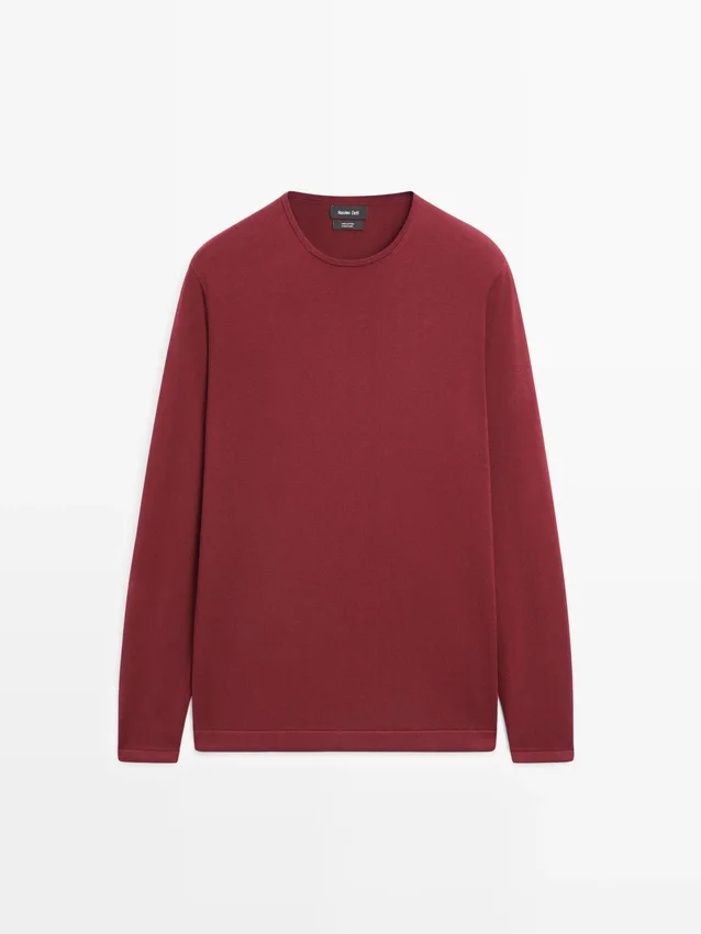 Baumwollstrickpullover mit Rundhalsausschnitt Baumwollstrickpullover mit Rundhalsausschnitt