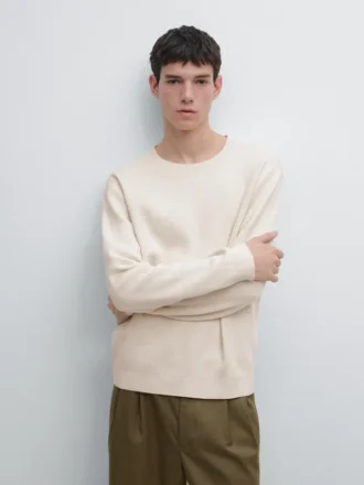 Baumwollstrickpullover mit Rundhalsausschnitt