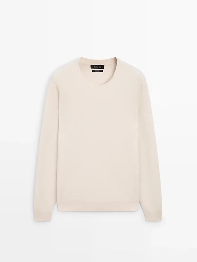 Baumwollstrickpullover mit Rundhalsausschnitt Baumwollstrickpullover mit Rundhalsausschnitt