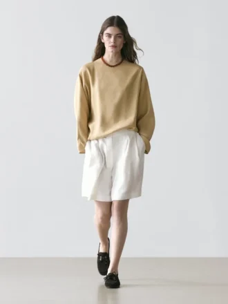 Bermudashorts aus 100 % Leinen mit kurzen Falten