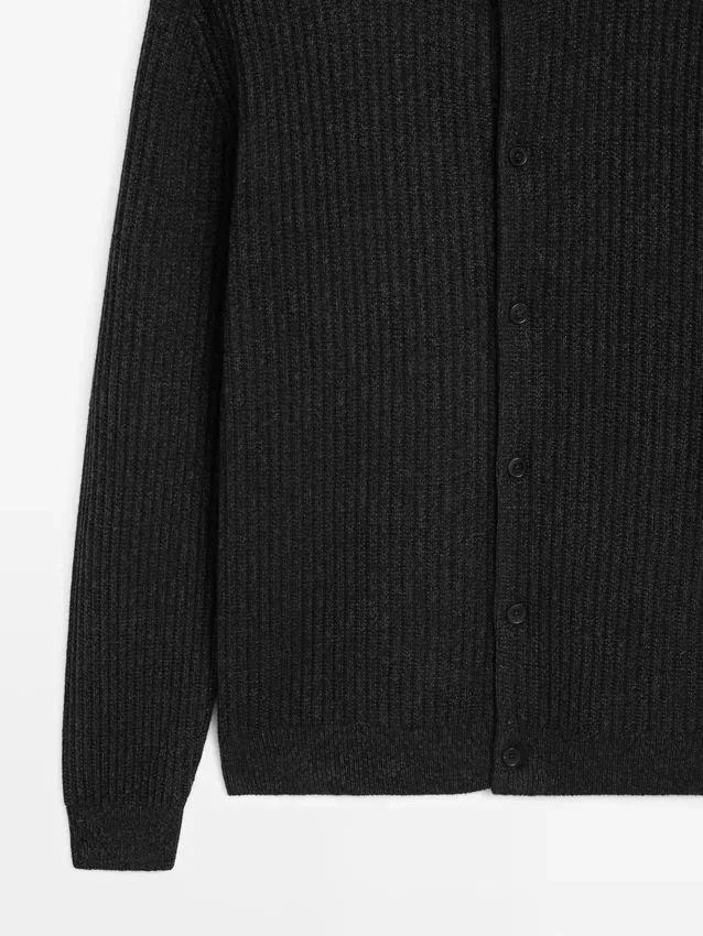 Cardigan aus Baumwoll-Woll-Mischung mit Knöpfen Cardigan aus Baumwoll-Woll-Mischung mit Knöpfen