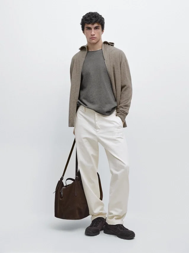 Cardigan aus Wollmischung mit Kapuze Cardigan aus Wollmischung mit Kapuze