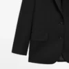 Extrafeiner Zweiknopf-Blazer aus Wolle Extrafeiner Zweiknopf-Blazer aus Wolle