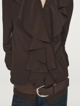 Fließende Bluse mit Rüschen