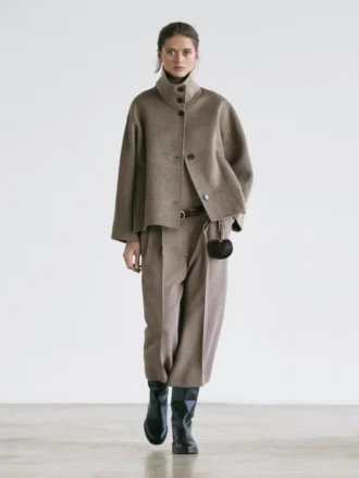 Fließende, lange Bermudashorts mit weitem Bein Fließende, lange Bermudashorts mit weitem Bein