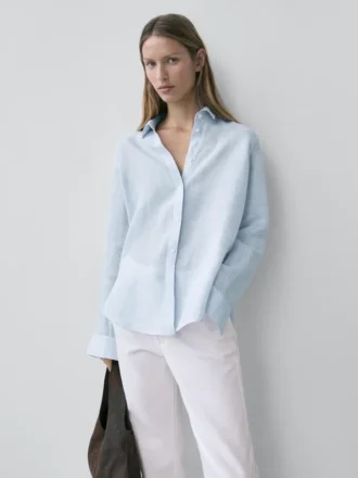 Fließendes, gestreiftes Leinen-Hemd