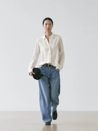 Fließendes Hemd mit Hemdkragen