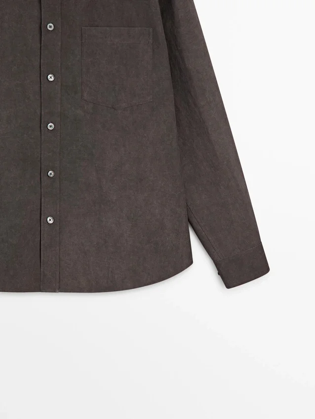 Fließendes Hemd mit Tasche Fließendes Hemd mit Tasche