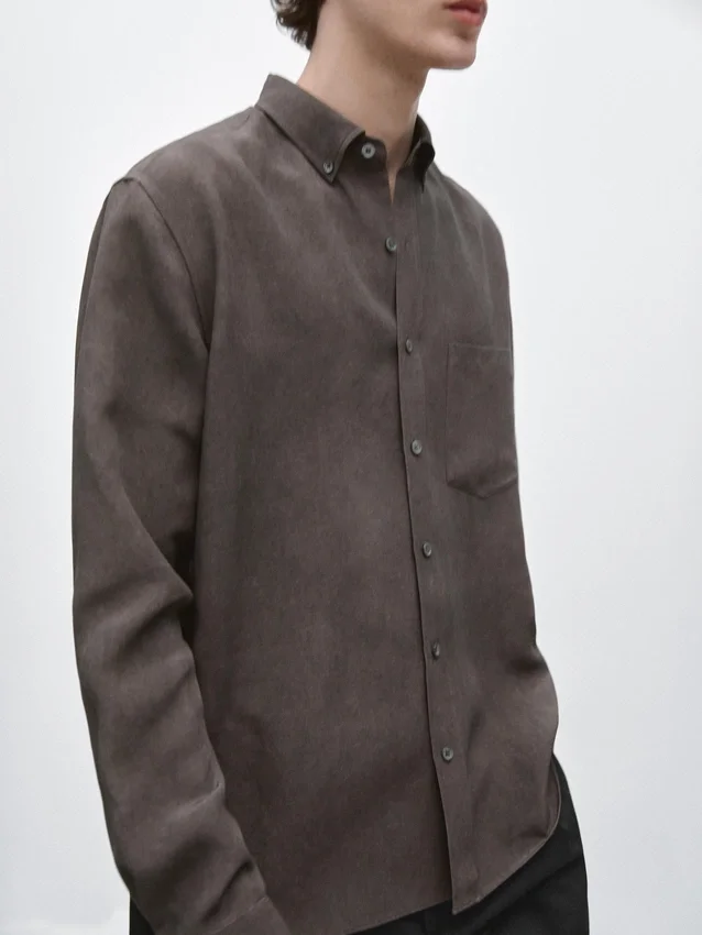 Fließendes Hemd mit Tasche Fließendes Hemd mit Tasche