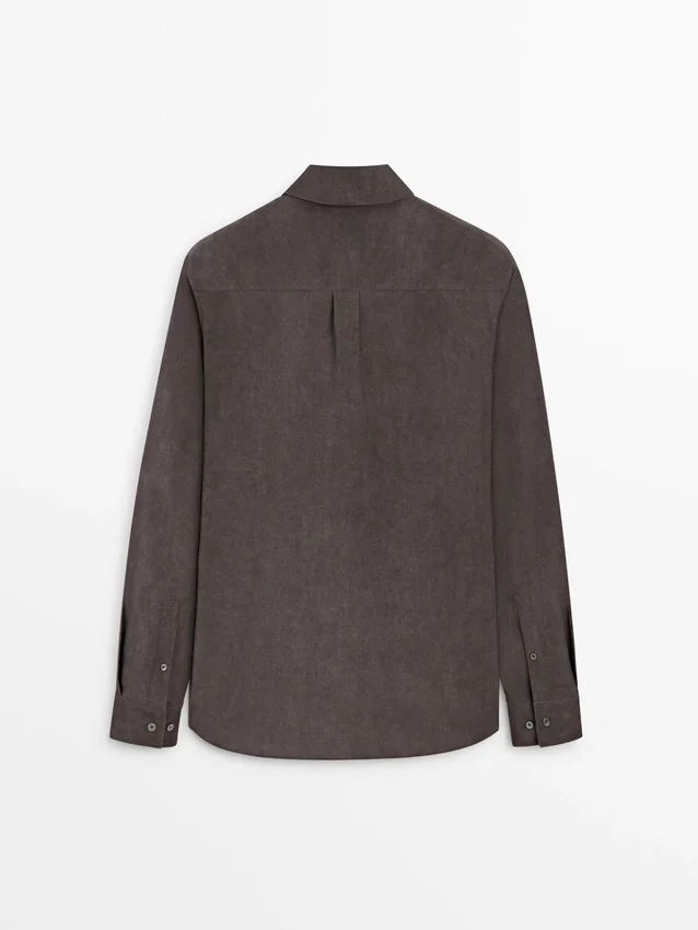 Fließendes Hemd mit Tasche Fließendes Hemd mit Tasche