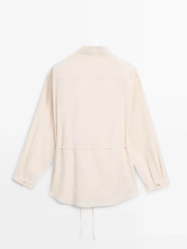 Fließendes Overshirt mit Kragen-Detail Fließendes Overshirt mit Kragen-Detail