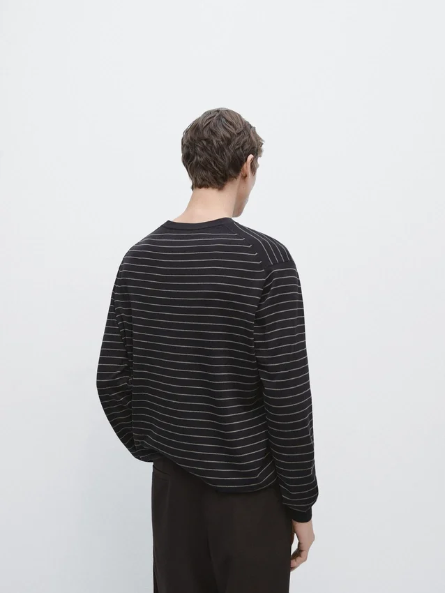 Gestreifter Langarm-Pullover Gestreifter Langarm-Pullover