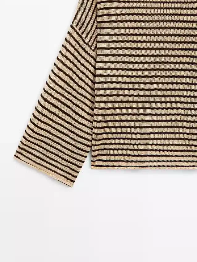 Gestreifter Strickpullover aus 100 % Baumwolle Gestreifter Strickpullover aus 100 % Baumwolle