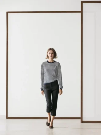 Gestreifter Strickpullover aus Baumwolle und Seide