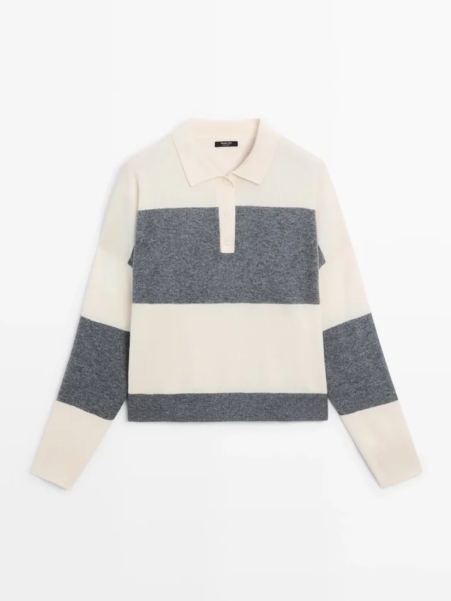 Gestreifter Strickpullover mit Poloshirt-Kragen Gestreifter Strickpullover mit Poloshirt-Kragen