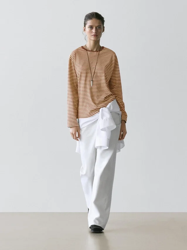 Gestreiftes Langarm-Baumwoll-T-Shirt Gestreiftes Langarm-Baumwoll-T-Shirt