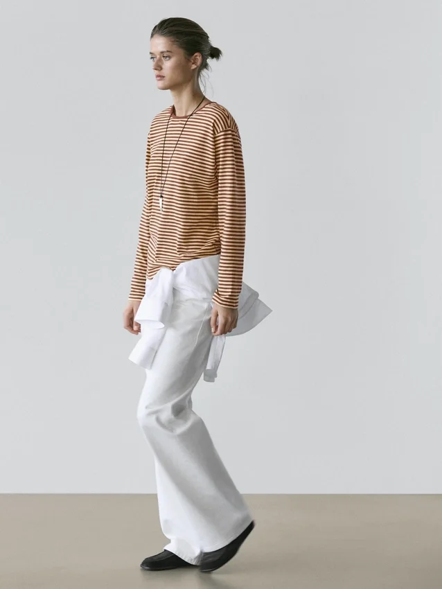 Gestreiftes Langarm-Baumwoll-T-Shirt Gestreiftes Langarm-Baumwoll-T-Shirt