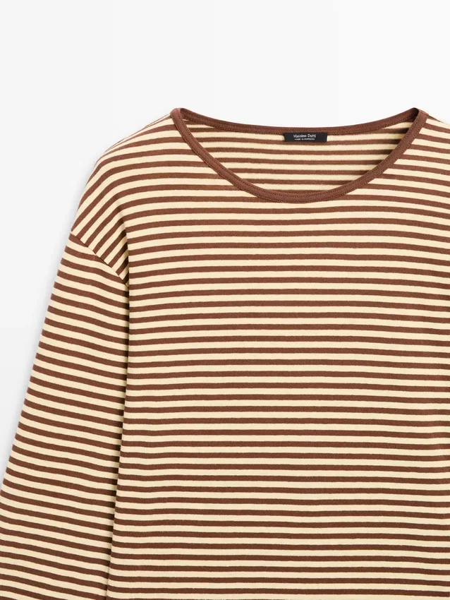 Gestreiftes Langarm-Baumwoll-T-Shirt Gestreiftes Langarm-Baumwoll-T-Shirt