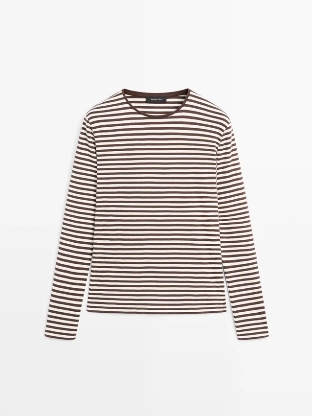 Gestreiftes Langarm-T-Shirt mit Kontrastdetail Gestreiftes Langarm-T-Shirt mit Kontrastdetail