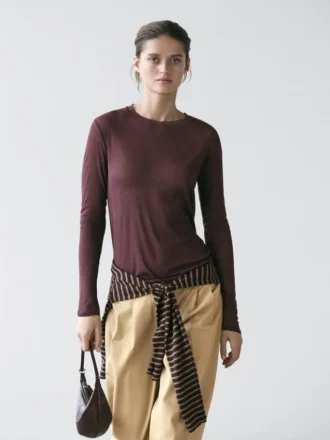 Halbtransparentes T-Shirt aus 100 % Baumwolle mit Kragen