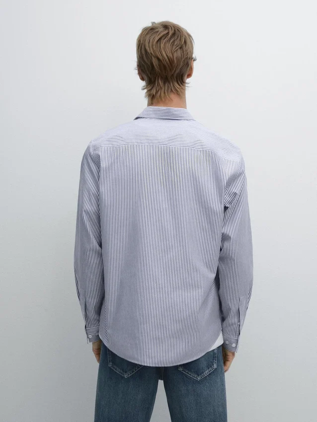 Hemd aus 100 % Baumwolle Hemd aus 100 % Baumwolle