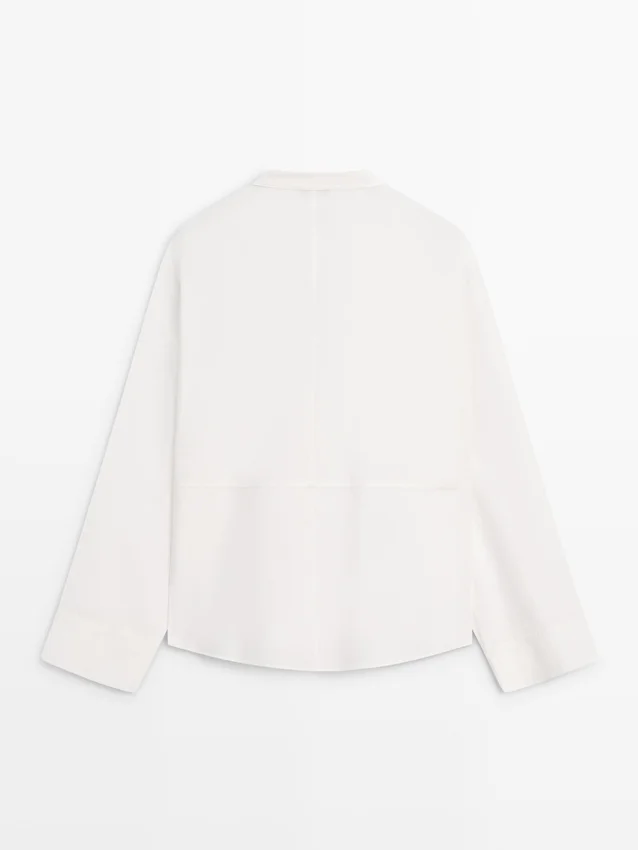 Hemd aus Baumwollmischgewebe mit Stickerei Hemd aus Baumwollmischgewebe mit Stickerei