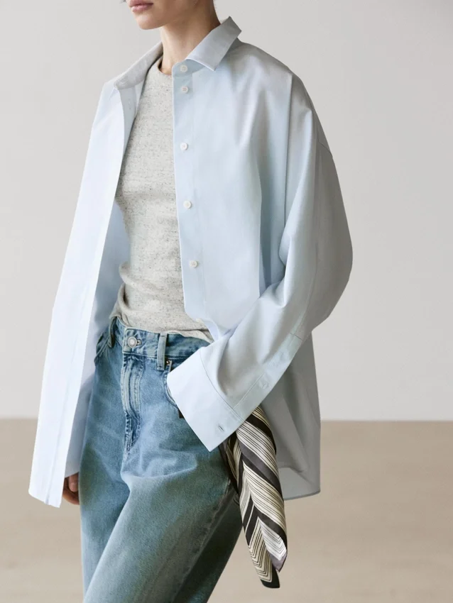 Hemd aus Popeline und Baumwollmischung Hemd aus Popeline und Baumwollmischung