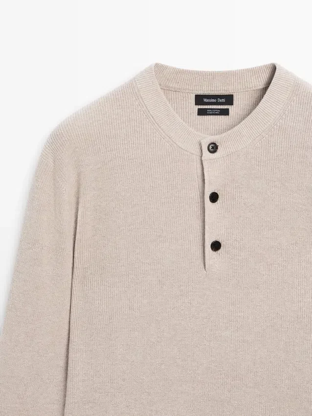 Henley-Pullover aus Baumwollstrick Henley-Pullover aus Baumwollstrick