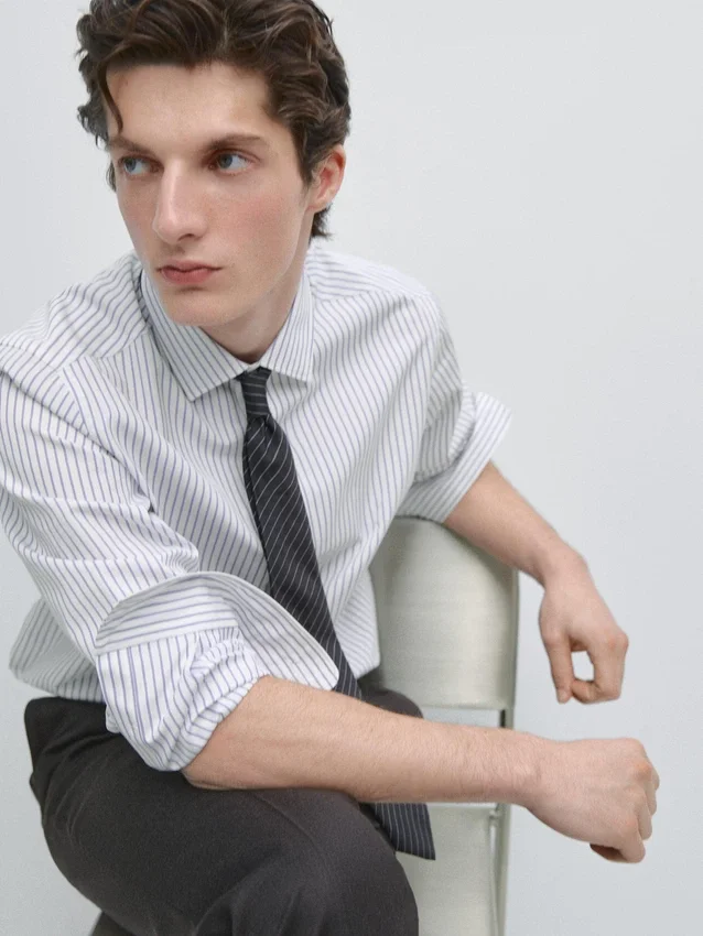 Hose aus kalter Wolle Hose aus kalter Wolle