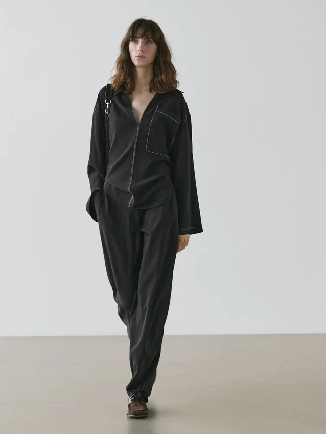 Hose aus Wollmischung mit Nahtdetails Hose aus Wollmischung mit Nahtdetails