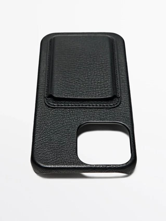 iPhone Pro Max-Hülle aus Nappaleder iPhone Pro Max-Hülle aus Nappaleder