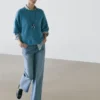 Jeans mit geradem Bein und niedriger Leibhöhe Jeans mit geradem Bein und niedriger Leibhöhe