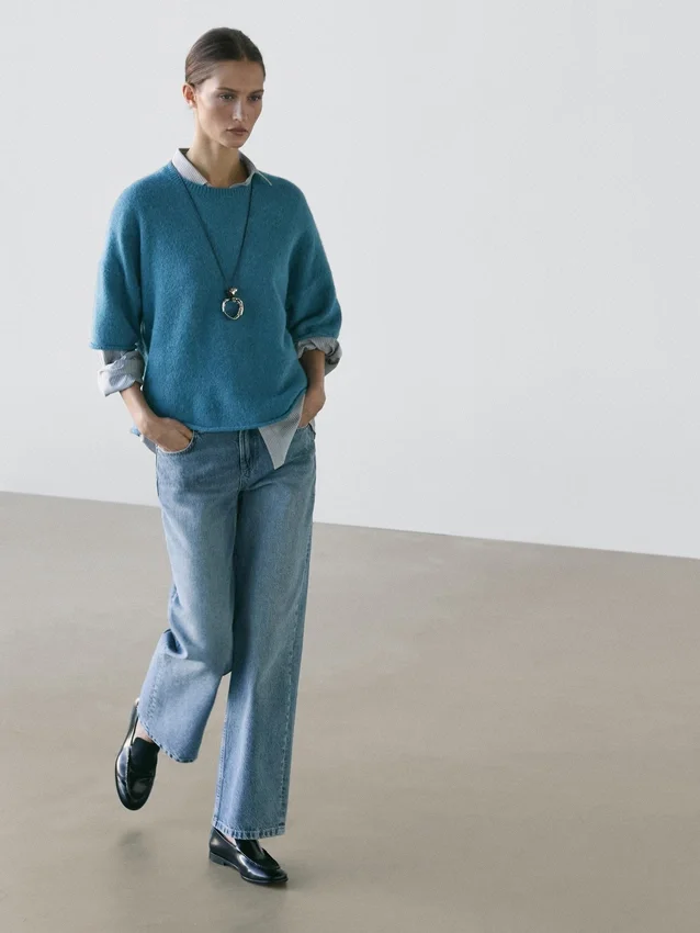 Jeans mit geradem Bein und niedriger Leibhöhe Jeans mit geradem Bein und niedriger Leibhöhe