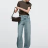 Jeans mit hoher Taille und Barrel-Passform