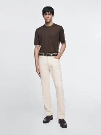 Jeans mit konischer Passform