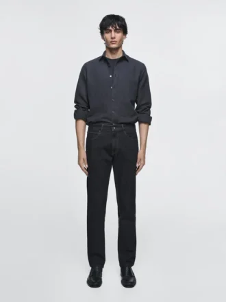 Jeans mit konischer Passform