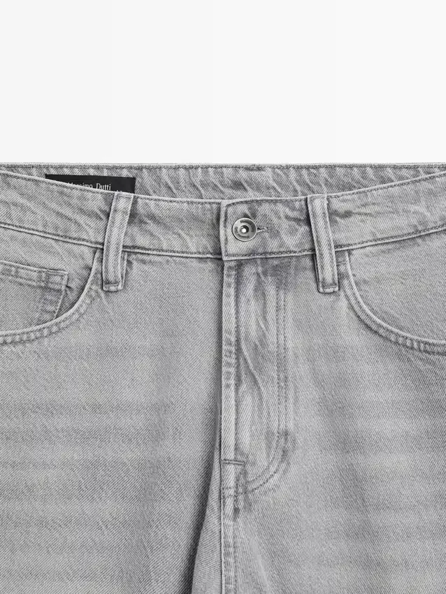 Jeans mit konischer Passform Jeans mit konischer Passform