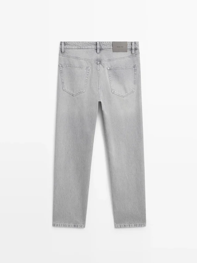 Jeans mit konischer Passform Jeans mit konischer Passform