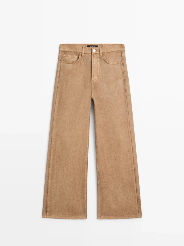 Jeans mit weitem Bein Jeans mit weitem Bein