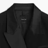 Kleider im Blazer-Stil mit Satin-Details Kleider im Blazer-Stil mit Satin-Details