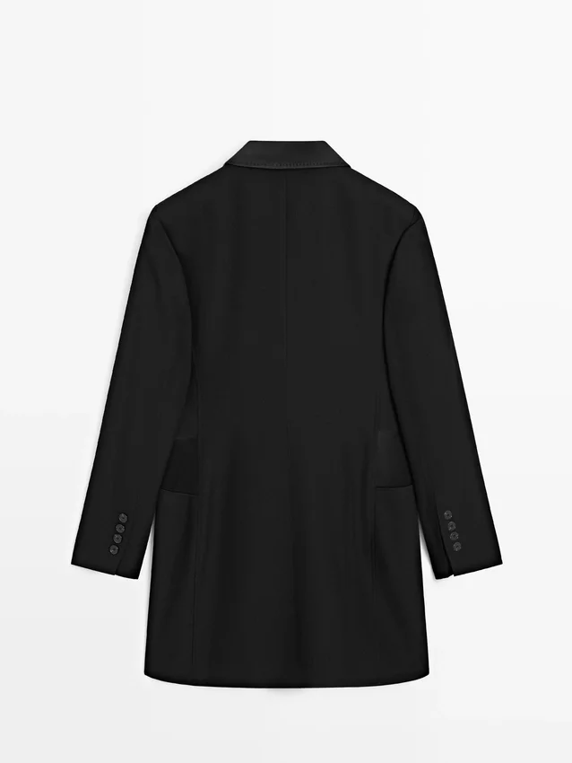 Kleider im Blazer-Stil mit Satin-Details Kleider im Blazer-Stil mit Satin-Details