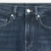 Komfortable Jeans mit geradem Bein und hoher Taille Komfortable Jeans mit geradem Bein und hoher Taille