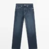 Komfortable Jeans mit geradem Bein und hoher Taille Komfortable Jeans mit geradem Bein und hoher Taille