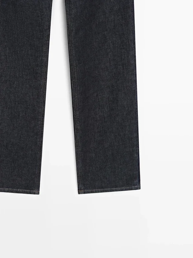 Komfortable Jeans mit geradem Bein und hoher Taille Komfortable Jeans mit geradem Bein und hoher Taille