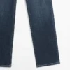 Komfortable Jeans mit geradem Bein und hoher Taille Komfortable Jeans mit geradem Bein und hoher Taille